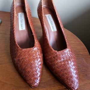 Vintage Vero Studio Leather Heels - Wicker Pattern